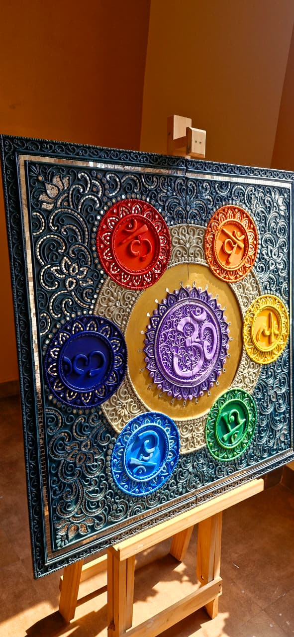 7 Chakra Lippan Art Wall Decor – Handcrafted Mud & Mirror Artwork