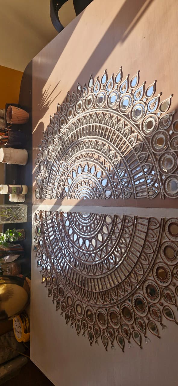 Signature Lippan Art – Luxury Mud & Mirror Panel